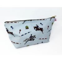 EMILY COLE WASH BAG - SHOW JUMPING